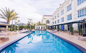 โรงแรมเอราวัณ